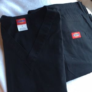 Black scrubs